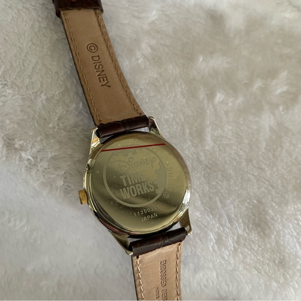 Disney Time Works Mickey Mouse Watch with date, embossed, genuine, leather band. - Picture 8 of 8